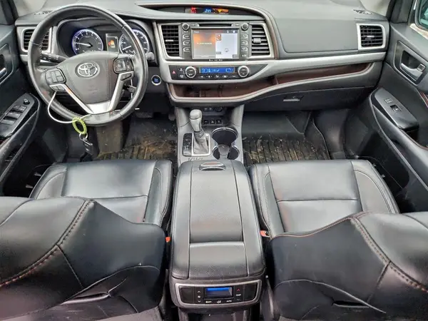5TDJZRFH9JS492067 2018 TOYOTA HIGHLANDER - Image 8