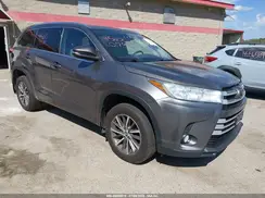 5TDJZRFH9JS527982 2018 TOYOTA HIGHLANDER