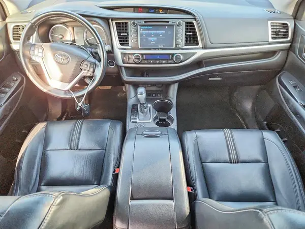 5TDJZRFH9JS535225 2018 TOYOTA HIGHLANDER - Image 8