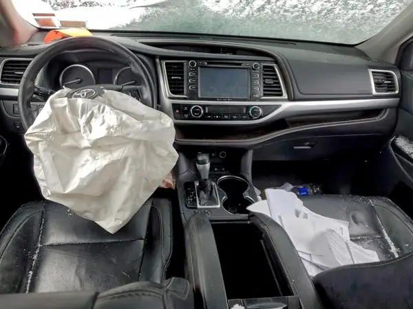 5TDJZRFH9JS542367 2018 TOYOTA HIGHLANDER - Image 8