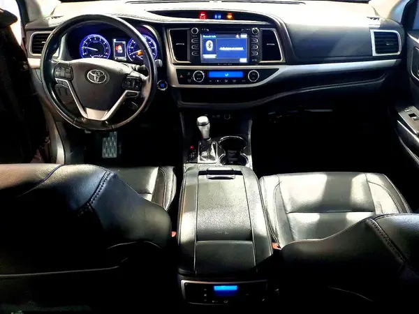 5TDJZRFH9JS545317 2018 TOYOTA HIGHLANDER - Image 8
