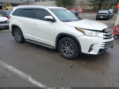 5TDJZRFH9JS561503 2018 TOYOTA HIGHLANDER