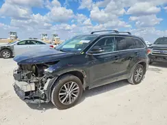 5TDJZRFH9JS833449 2018 TOYOTA HIGHLANDER