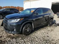 5TDJZRFH9JS858139 2018 TOYOTA HIGHLANDER