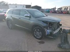 5TDJZRFH9JS877645 2018 TOYOTA HIGHLANDER