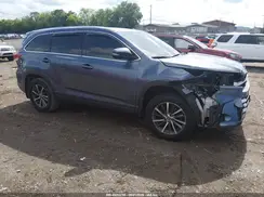 5TDJZRFH9JS892033 2018 TOYOTA HIGHLANDER