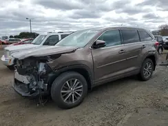 5TDJZRFH9JS912233 2018 TOYOTA HIGHLANDER