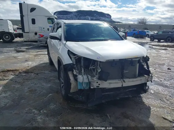5TDJZRFH9KS564483 2019 TOYOTA HIGHLANDER - Image 1