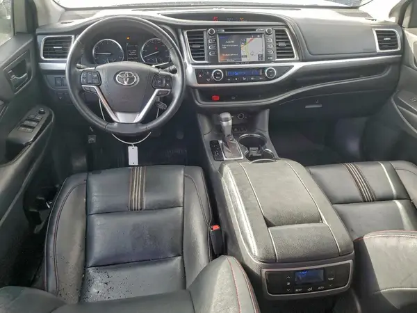 5TDJZRFH9KS573118 2019 TOYOTA HIGHLANDER - Image 8