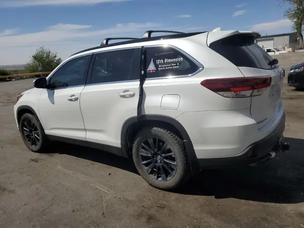 5TDJZRFH9KS573832 2019 TOYOTA HIGHLANDER - Image 2