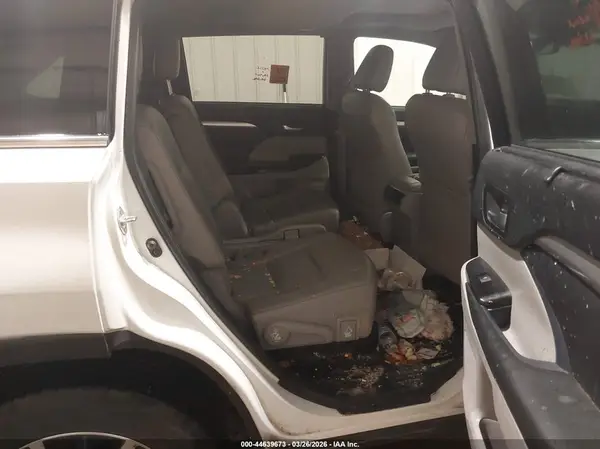 5TDJZRFH9KS574401 2019 TOYOTA HIGHLANDER - Image 8