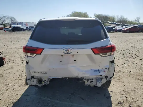 2019 TOYOTA HIGHLANDER COPART lot 51148115 auction photo 6