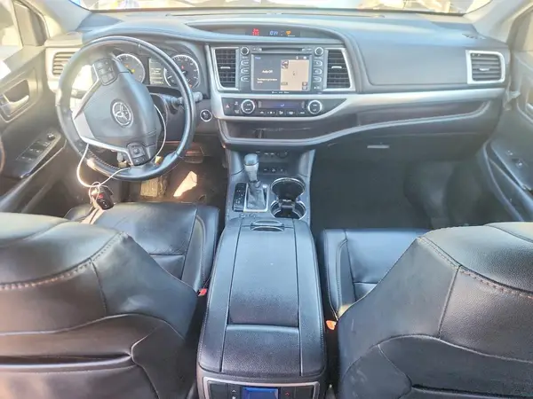 5TDJZRFH9KS575242 2019 TOYOTA HIGHLANDER - Image 8