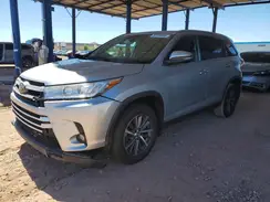 5TDJZRFH9KS583101 2019 TOYOTA HIGHLANDER