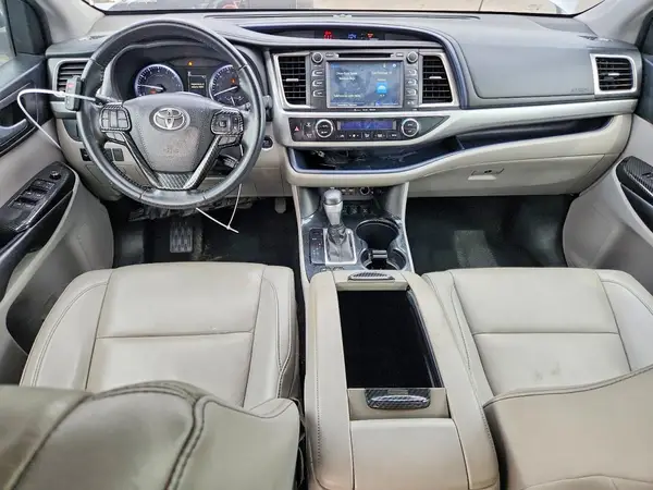 5TDJZRFH9KS584779 2019 TOYOTA HIGHLANDER - Image 8