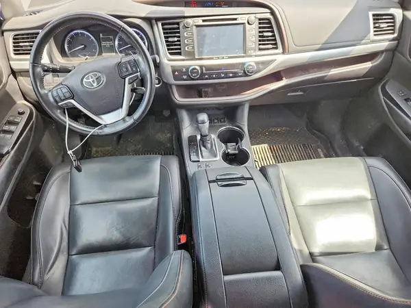 5TDJZRFH9KS588346 2019 TOYOTA HIGHLANDER - Image 8