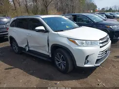 5TDJZRFH9KS598066 2019 TOYOTA HIGHLANDER