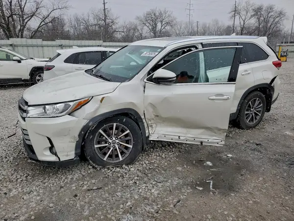5TDJZRFH9KS600723 2019 TOYOTA HIGHLANDER - Image 1