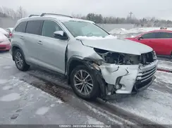 5TDJZRFH9KS604903 2019 TOYOTA HIGHLANDER
