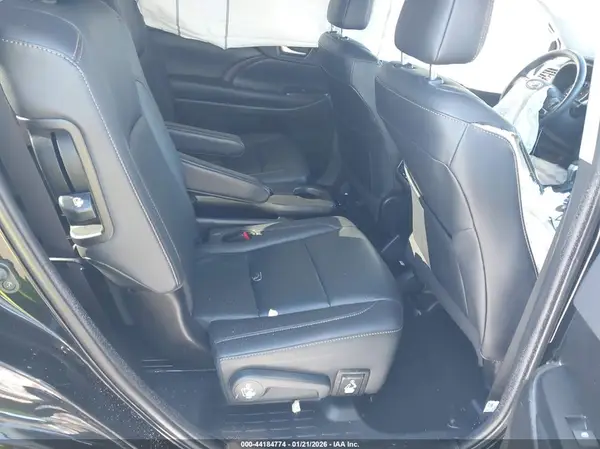 5TDJZRFH9KS606361 2019 TOYOTA HIGHLANDER - Image 8
