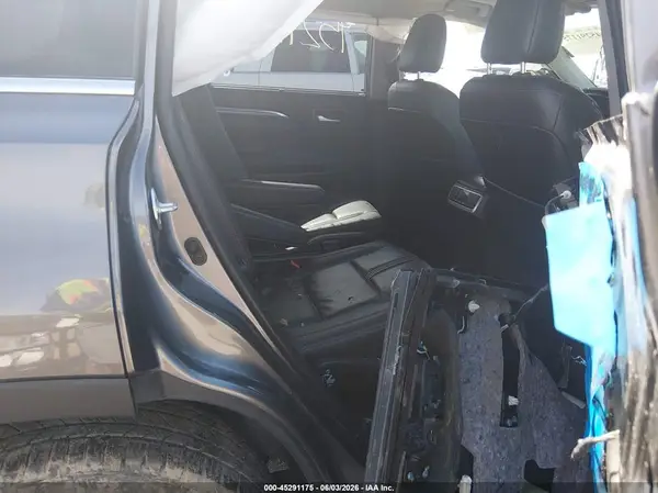 5TDJZRFH9KS607073 2019 TOYOTA HIGHLANDER - Image 8