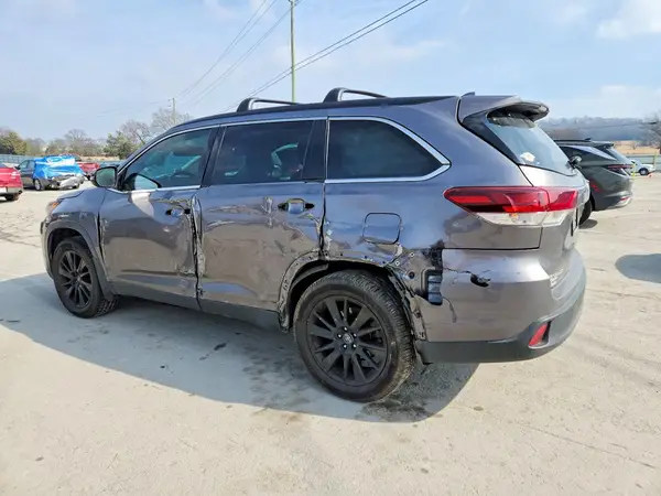 5TDJZRFH9KS609213 2019 TOYOTA HIGHLANDER - Image 2