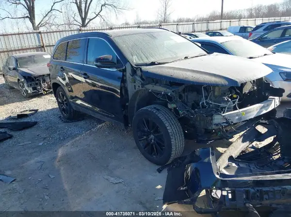 5TDJZRFH9KS617165 2019 TOYOTA HIGHLANDER - Image 1