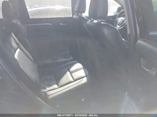 5TDJZRFH9KS617165 2019 TOYOTA HIGHLANDER - Image 8