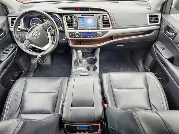 5TDJZRFH9KS622351 2019 TOYOTA HIGHLANDER - Image 8