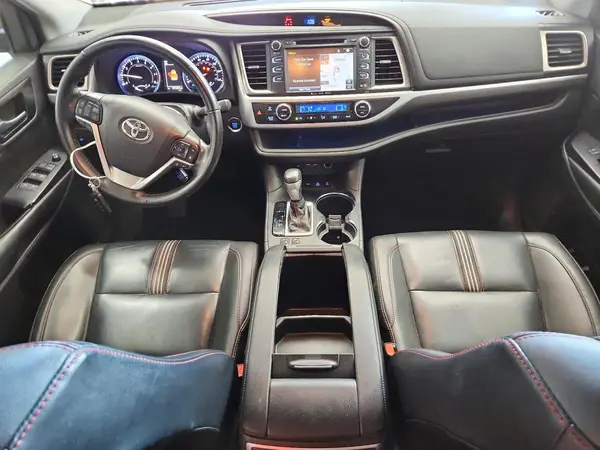 5TDJZRFH9KS625623 2019 TOYOTA HIGHLANDER - Image 8