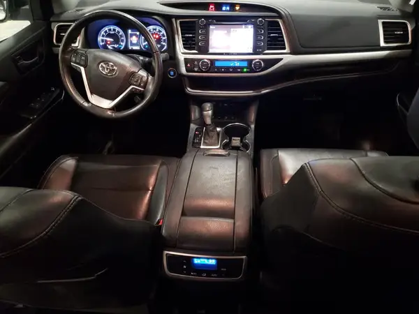 5TDJZRFH9KS627808 2019 TOYOTA HIGHLANDER - Image 8