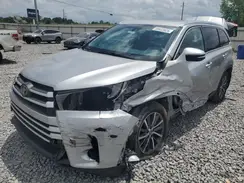 5TDJZRFH9KS702457 2019 TOYOTA HIGHLANDER