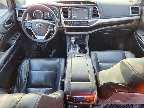 5TDJZRFH9KS713507 2019 TOYOTA HIGHLANDER - Image 8