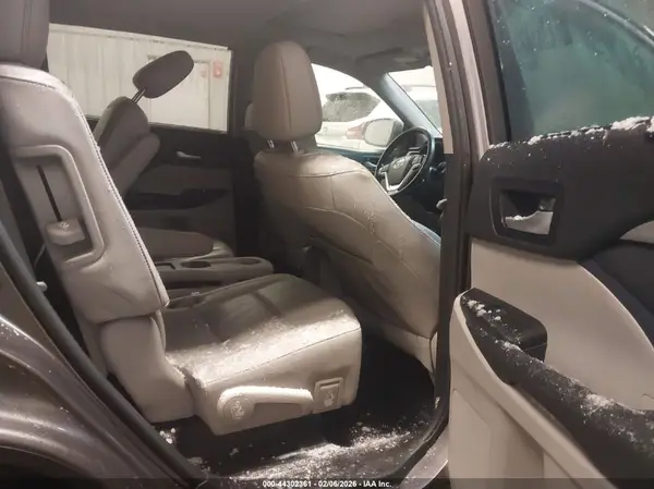 5TDJZRFH9KS931947 2019 TOYOTA HIGHLANDER - Image 8