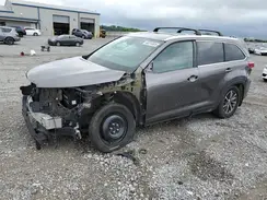 5TDJZRFH9KS936811 2019 TOYOTA HIGHLANDER