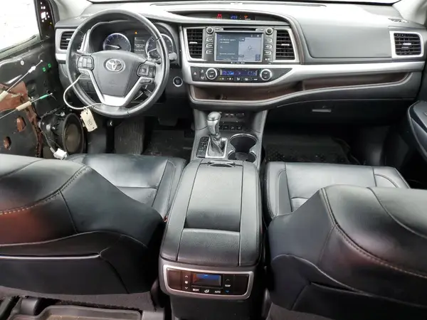 5TDJZRFH9KS936811 2019 TOYOTA HIGHLANDER - Image 8