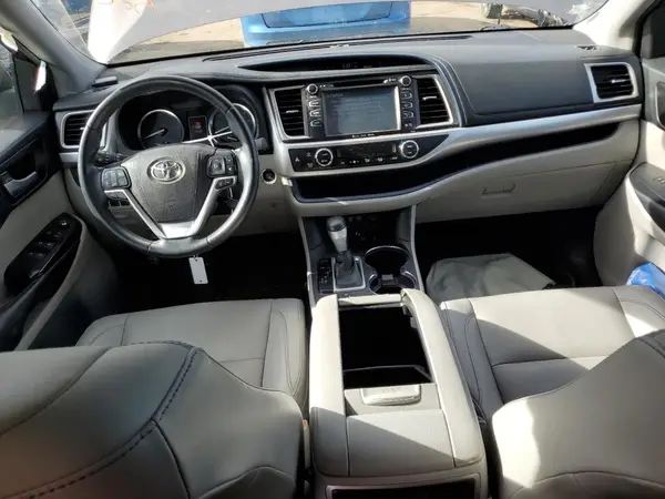 5TDJZRFH9KS954810 2019 TOYOTA HIGHLANDER - Image 8