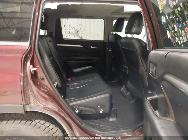 5TDJZRFH9KS978041 2019 TOYOTA HIGHLANDER - Image 8