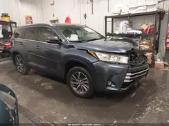 5TDJZRFH9KS986883 2019 TOYOTA HIGHLANDER