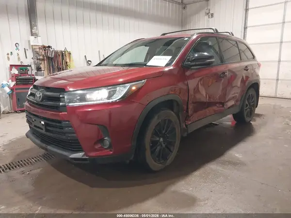5TDJZRFH9KS991906 2019 TOYOTA HIGHLANDER - Image 2