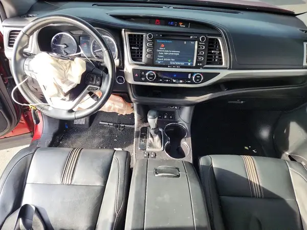 5TDJZRFHXHS361711 2017 TOYOTA HIGHLANDER - Image 8