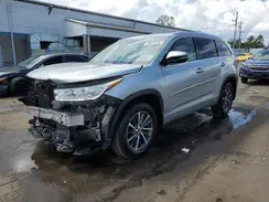 5TDJZRFHXHS371977 2017 TOYOTA HIGHLANDER