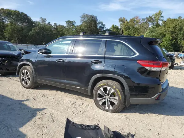 5TDJZRFHXHS374068 2017 TOYOTA HIGHLANDER - Image 2