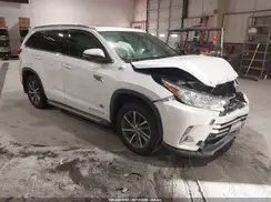 5TDJZRFHXHS381389 2017 TOYOTA HIGHLANDER