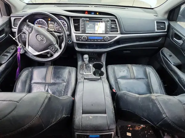 5TDJZRFHXHS384938 2017 TOYOTA HIGHLANDER - Image 8
