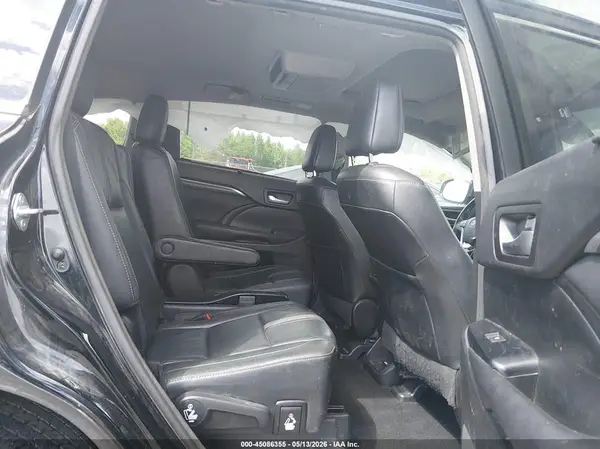 5TDJZRFHXHS396460 2017 TOYOTA HIGHLANDER - Image 8