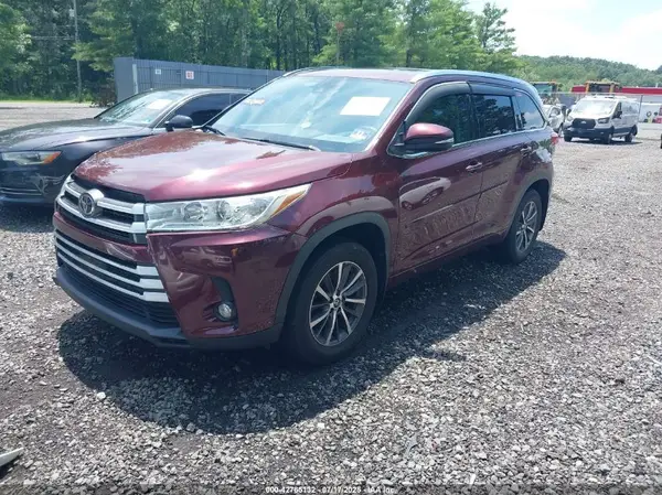 5TDJZRFHXHS402208 2017 TOYOTA HIGHLANDER - Image 2