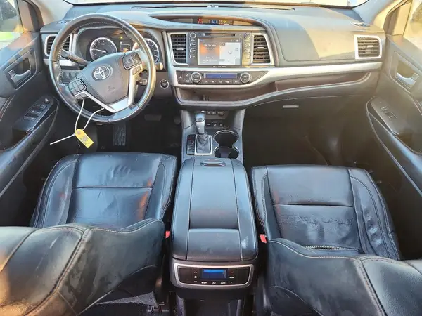 5TDJZRFHXHS409658 2017 TOYOTA HIGHLANDER - Image 8