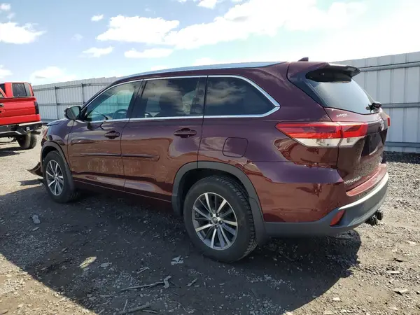 5TDJZRFHXHS410891 2017 TOYOTA HIGHLANDER - Image 2