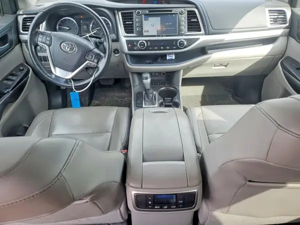 5TDJZRFHXHS426248 2017 TOYOTA HIGHLANDER - Image 8